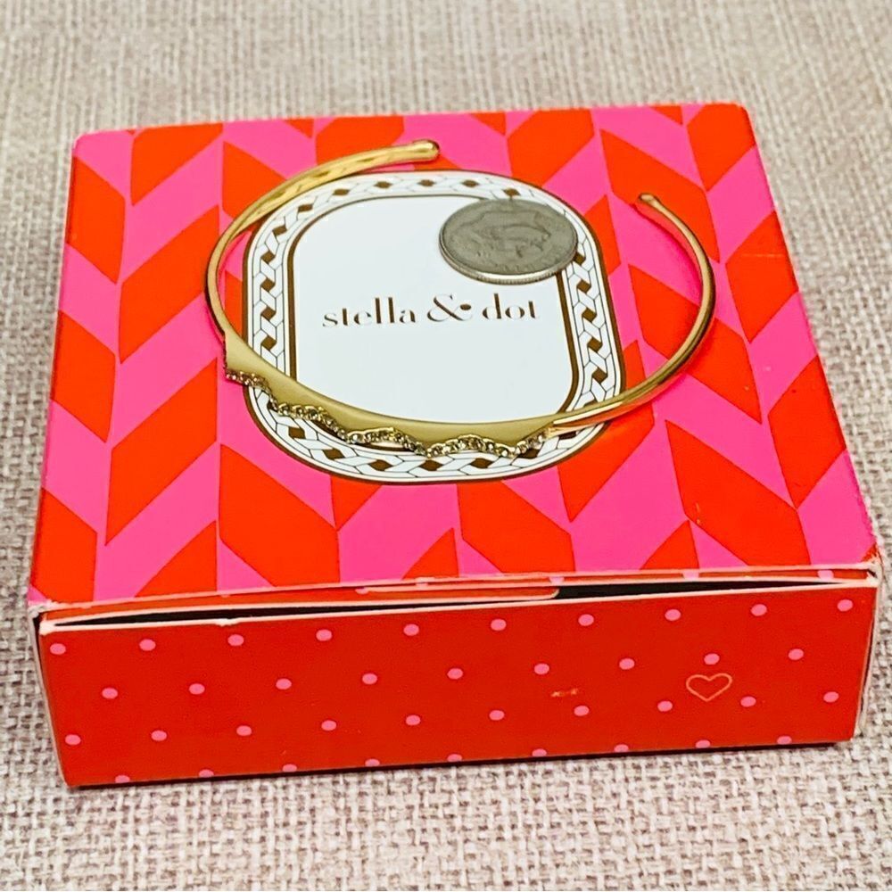 Stella & Dot Gold Wave Crystal Cuff Bracelet